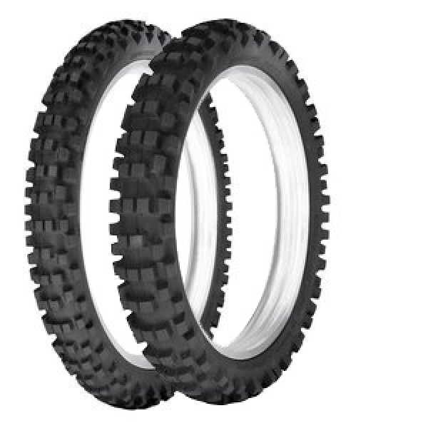 DUNLOP 110/90 -18 61M D952